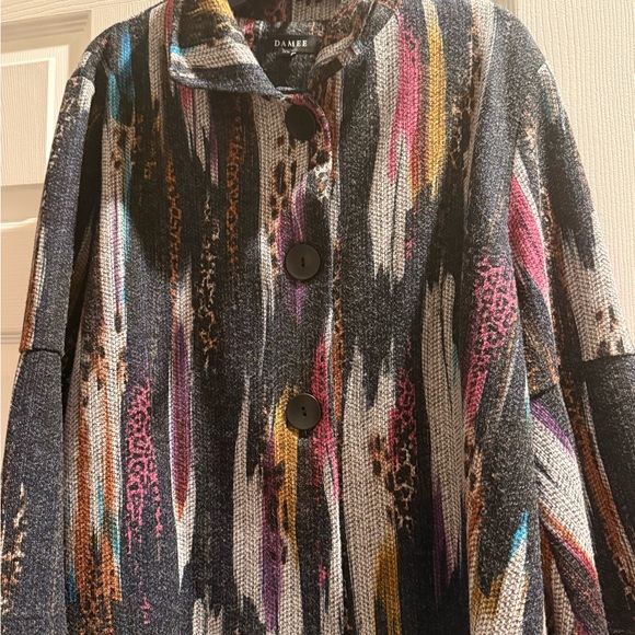 DAMEE - Picture 3 of 6